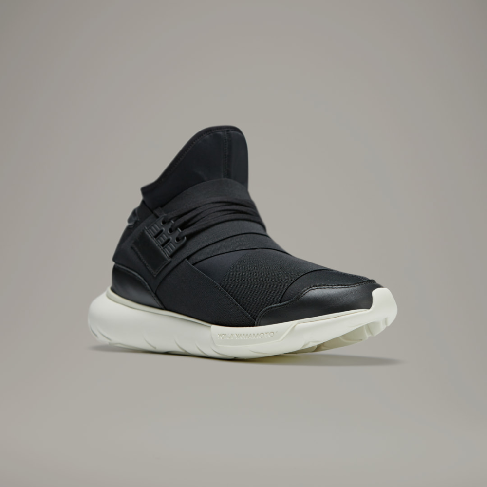 adidas Qasa IG4073 / schwarz