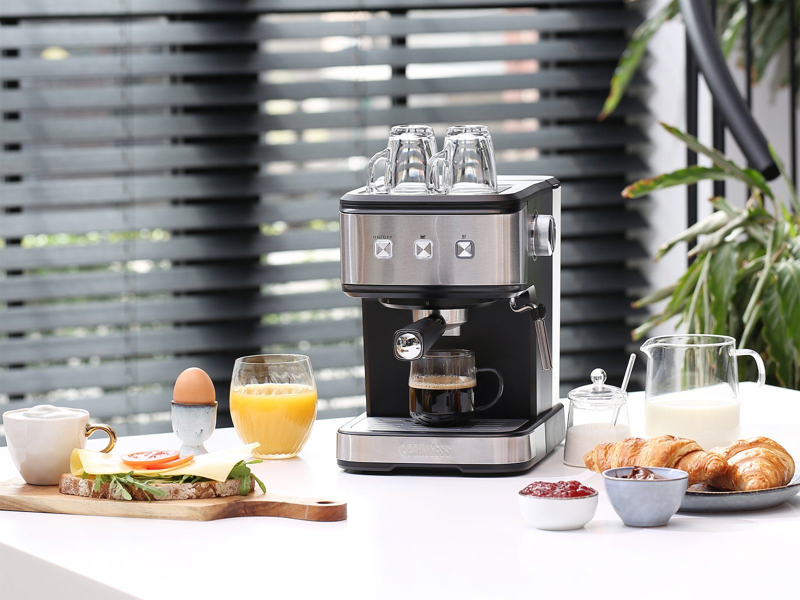 PRINCESS Siebträgermaschine, italienische Siebdruck Kaffee & Espresso-Maschine mit Milchaufschäumer