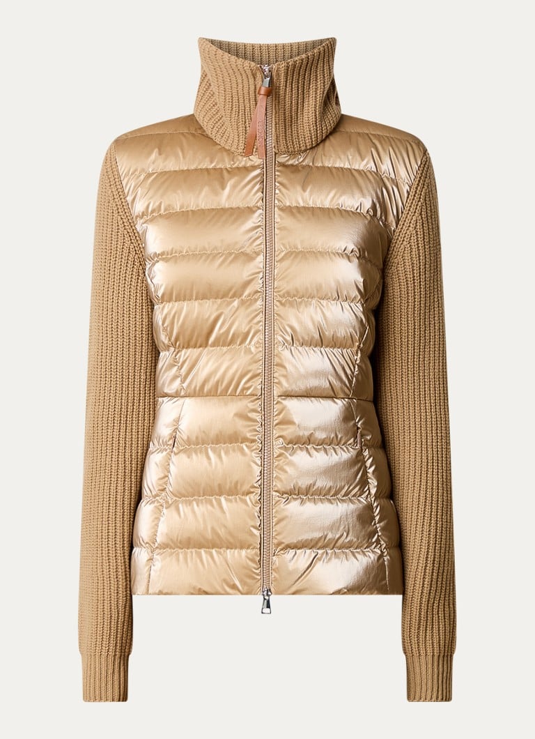 Vestă Moncler din lână fină cu burete matlasat în față.