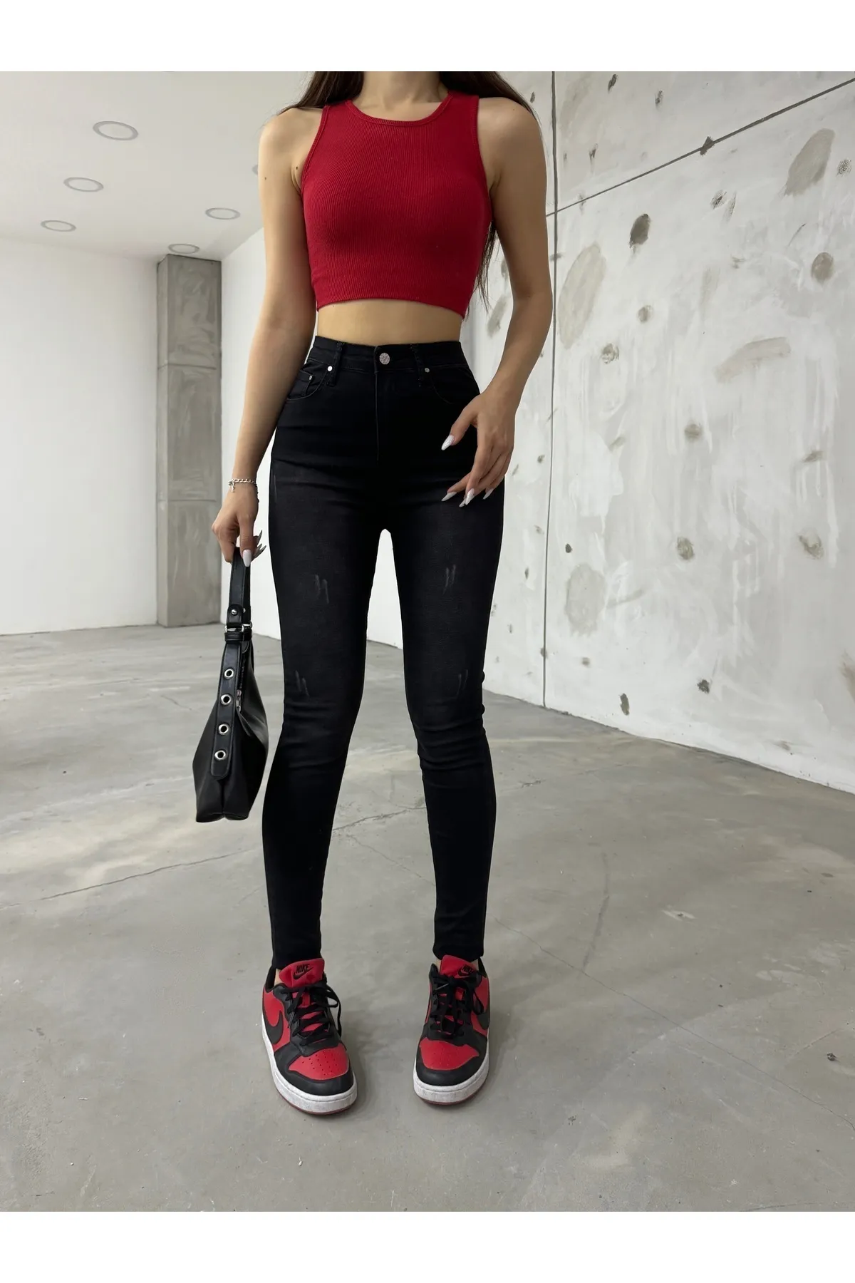 BİKELİFE  Schwarze Lycra-Jeanshose mit hoher Taille und Nageldetail