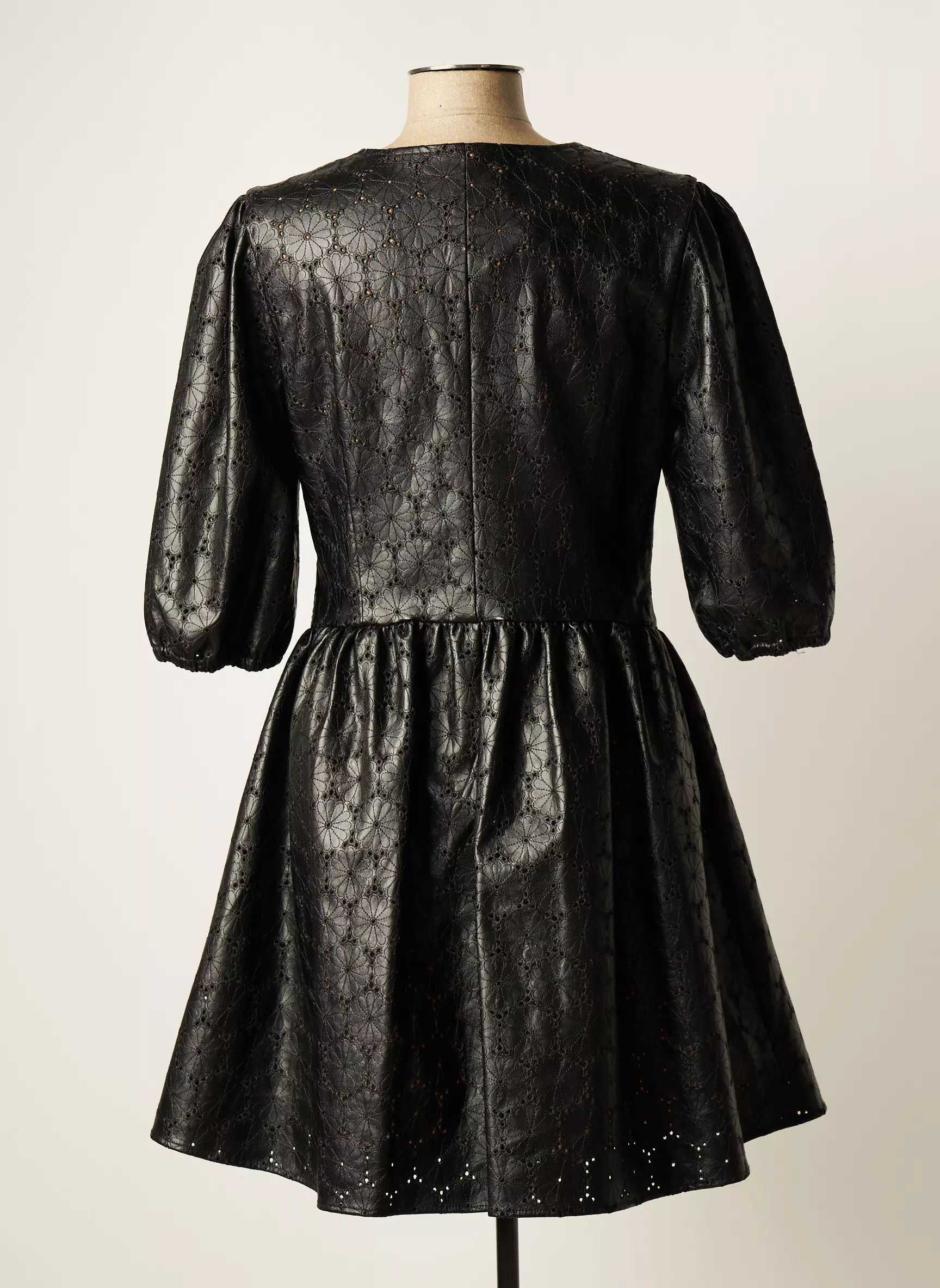 Temperatura Robes Courtes Femme couleur noir