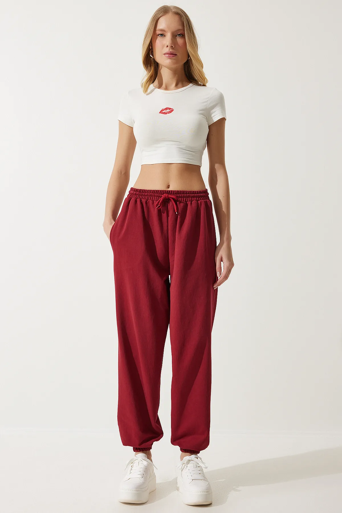 Happiness İstanbul  Burgunderrote Baggy-Jogginghose für Damen AP00158