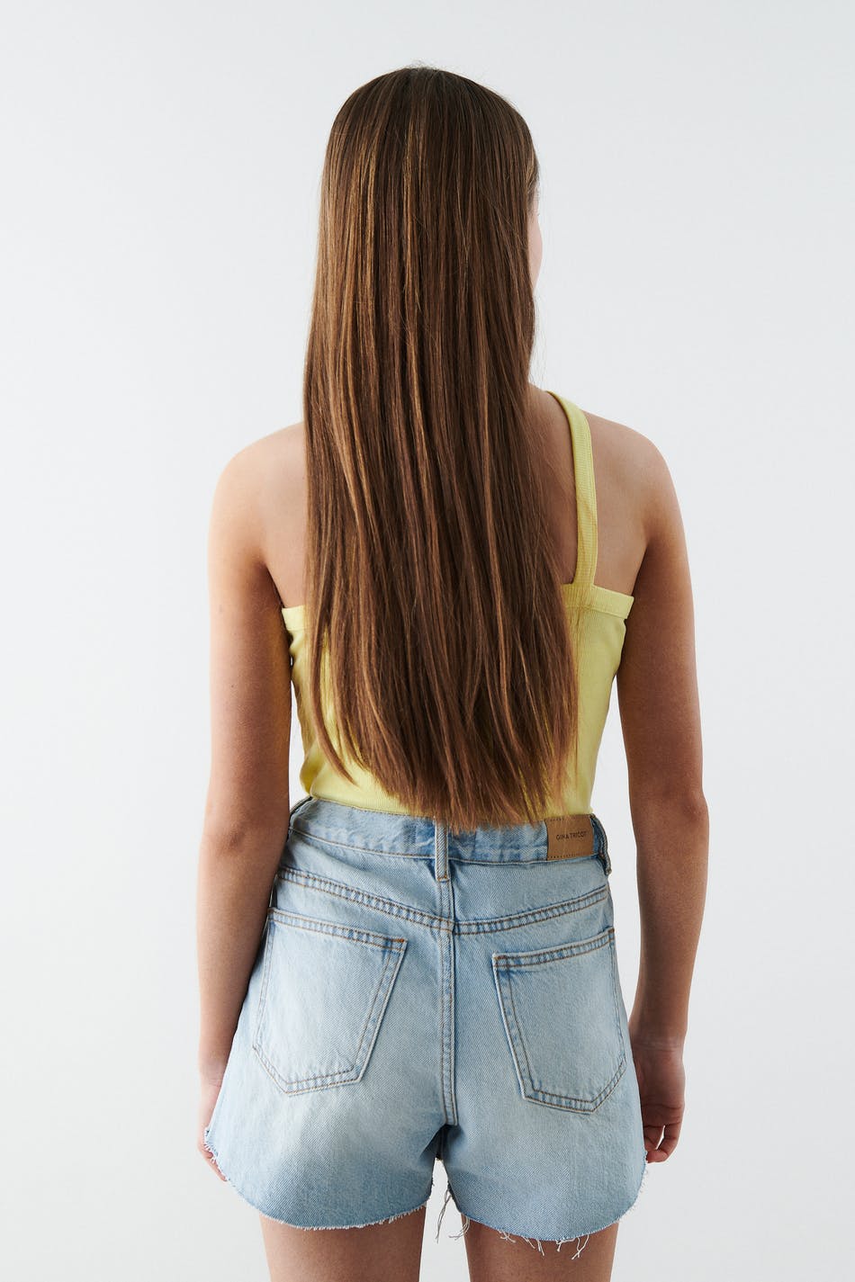 Low loose denim shorts