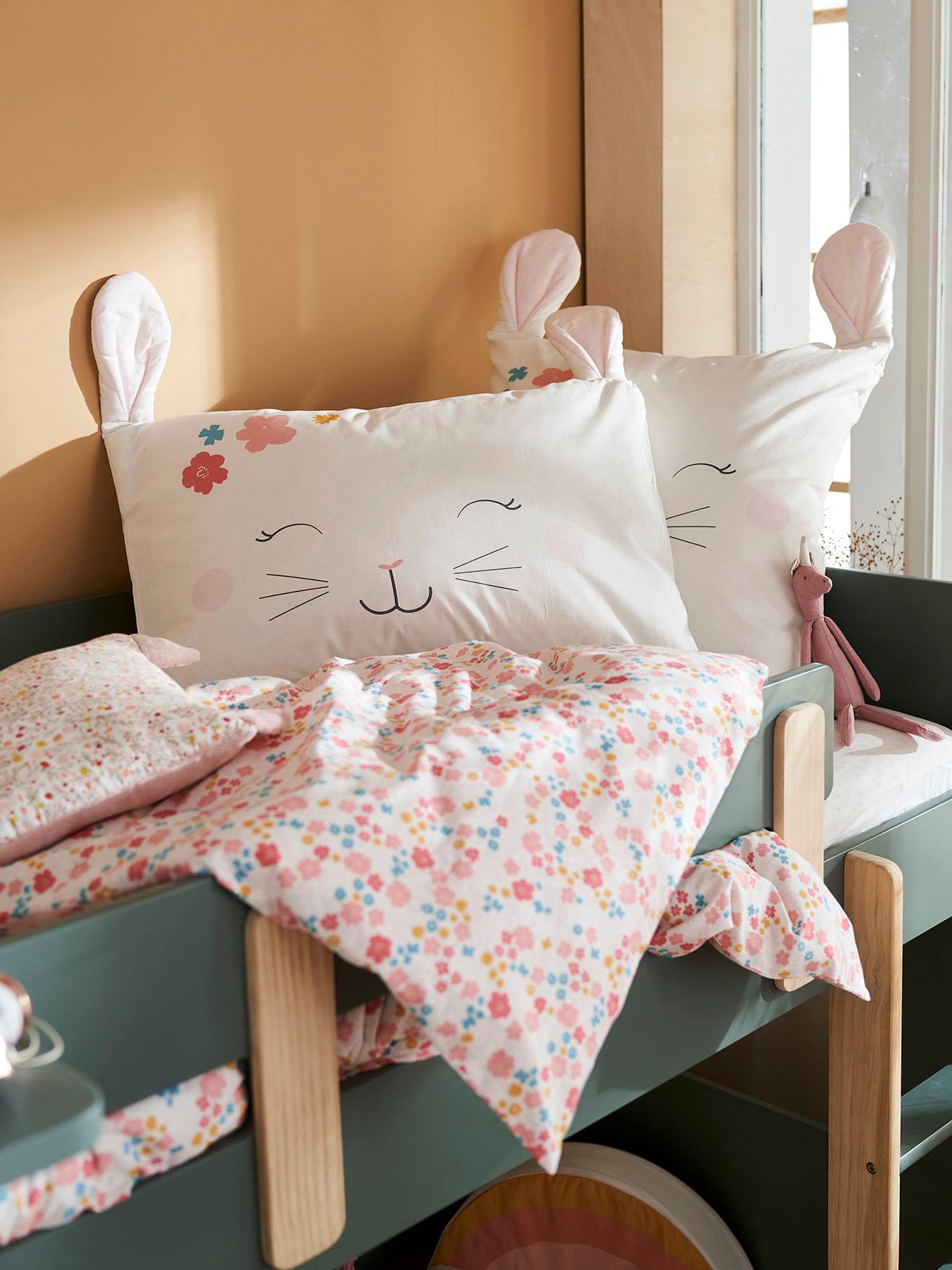 Vertbaudet Kinder Bettwäsche-Set BLUMENHASE Oeko Tex - wollweiß/rosa