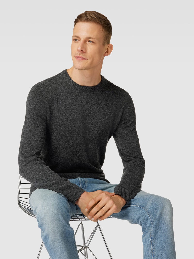 Strickpullover in melierter Optik in dunkelgrau meliert