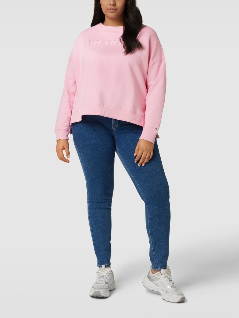 PLUS SIZE Sweatshirt mit Logo-Stitching Modell 'VARSITY' in pink