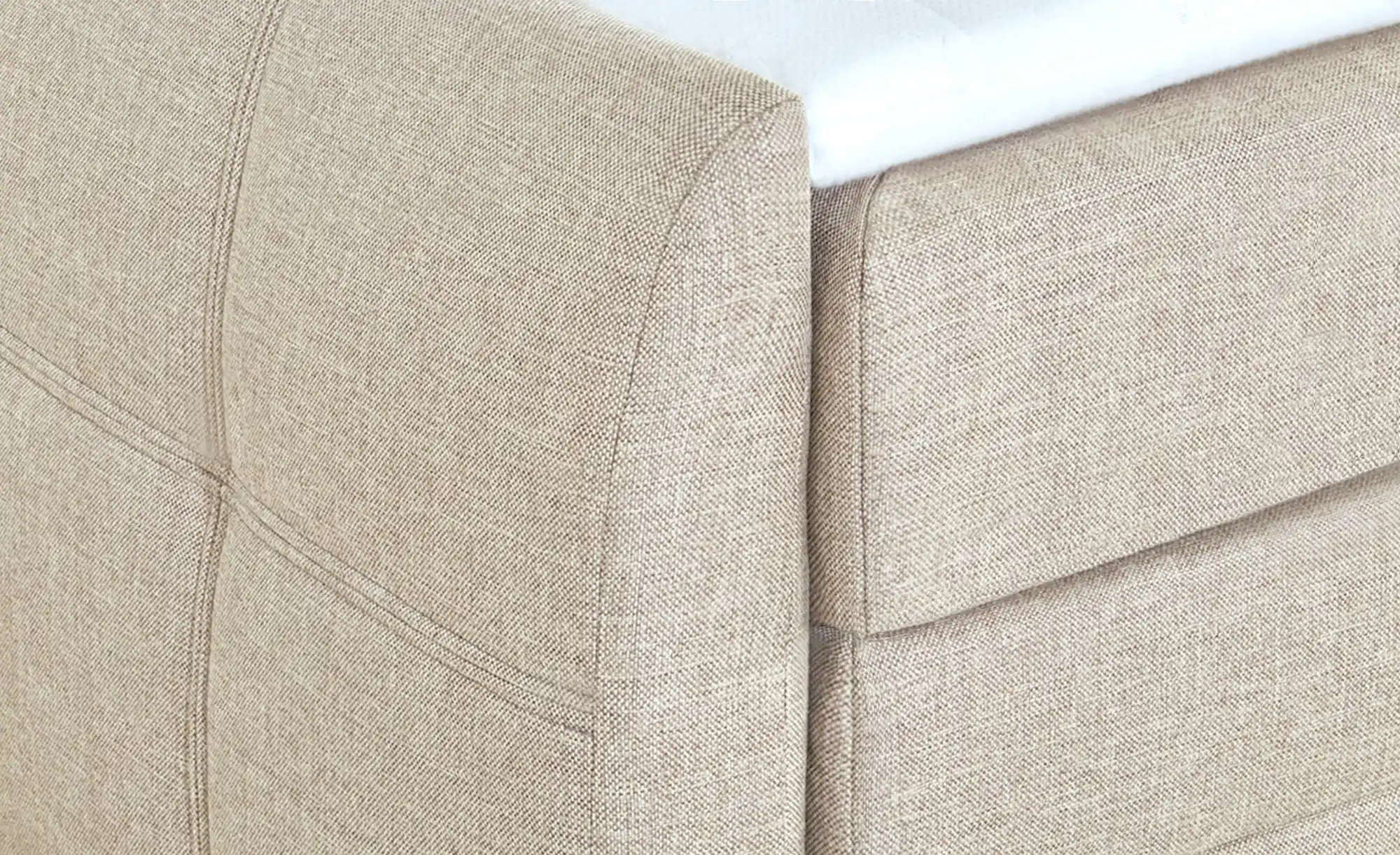 Boxspringbett mit Bettkasten