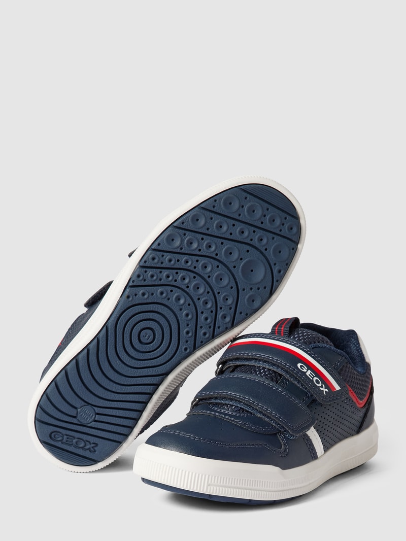 Sneaker mit Klettverschluss in marineblau
