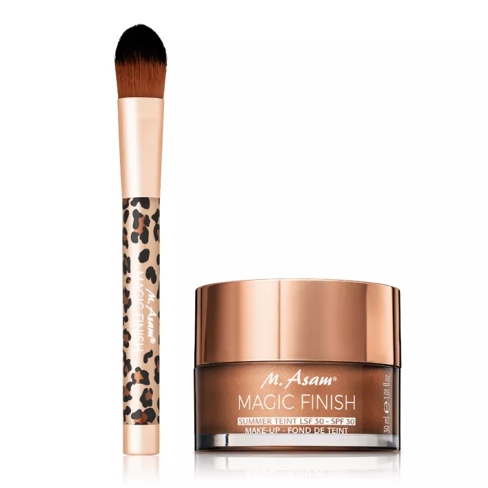 MAGIC FINISH Summer Teint LSF30 & Leo Foundation Brush Set