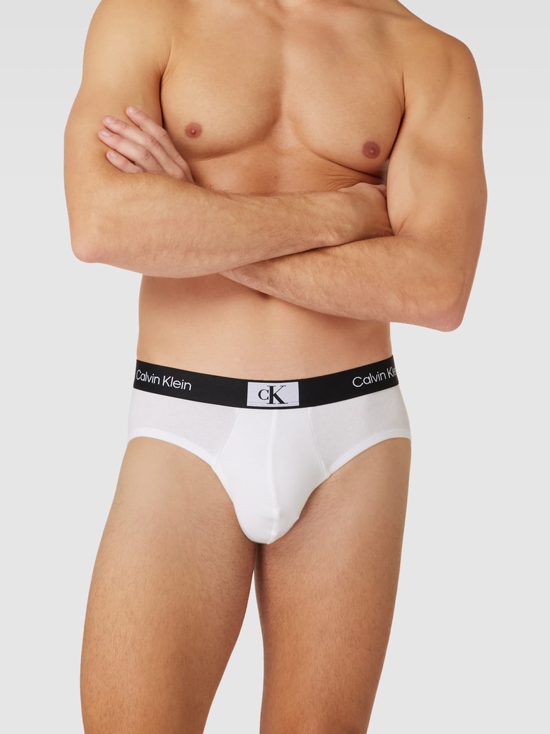 Slip mit Label-Detail in weiß