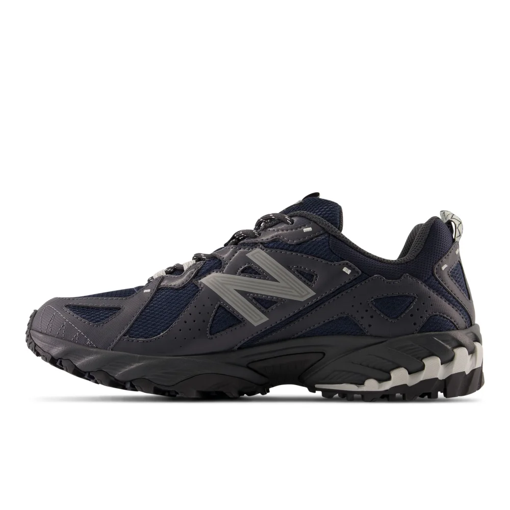 New Balance 610v1 ML610TAF / schwarz