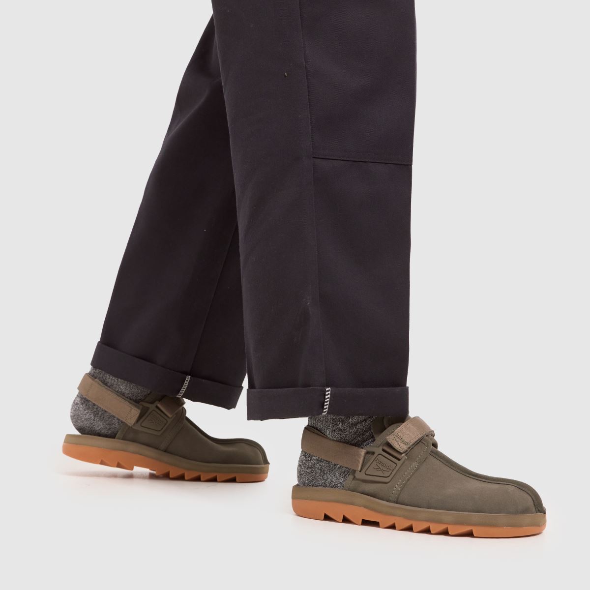 Reebok beatnik szandál khaki színben