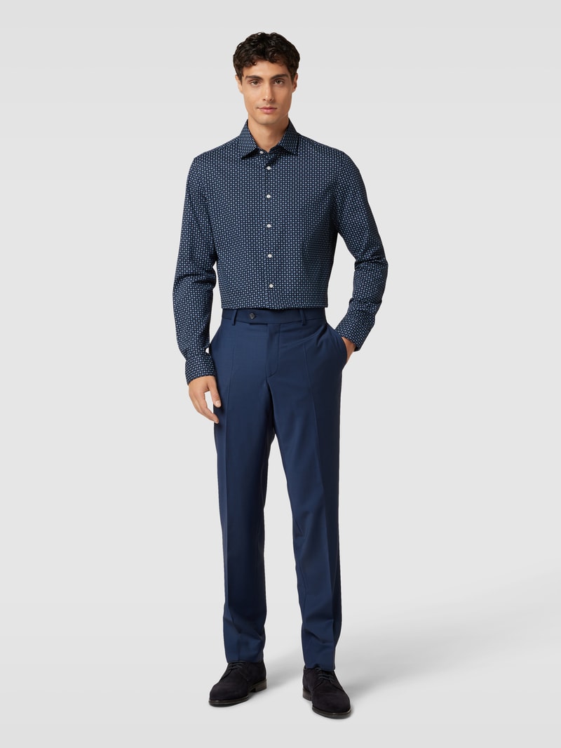 Slim Fit Business-Hemd mit Kentkragen in marineblau