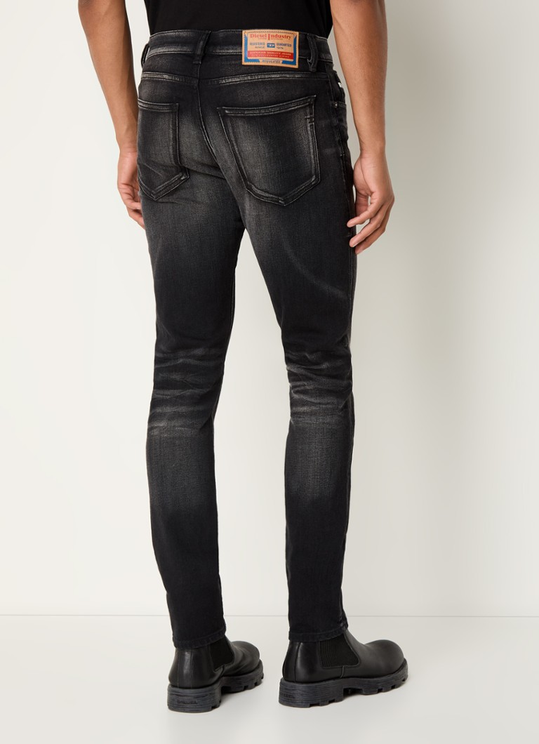 Jeansy Diesel D-Struct Slim Fit 2019, wykończenie typu slip-on