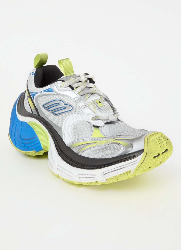 Sneakers Balenciaga taglia 10XL con dettagli in mesh
