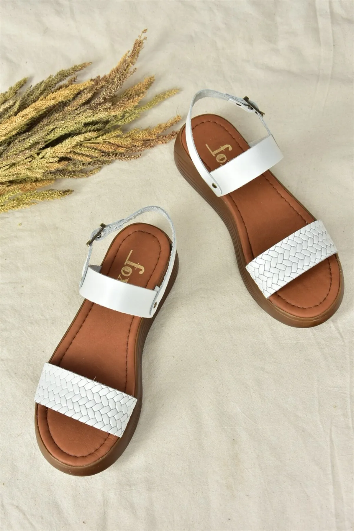 Fox Shoes  Weiße Damen-Sandalen aus echtem Leder, gestrickt, Modell Daily, M291053603