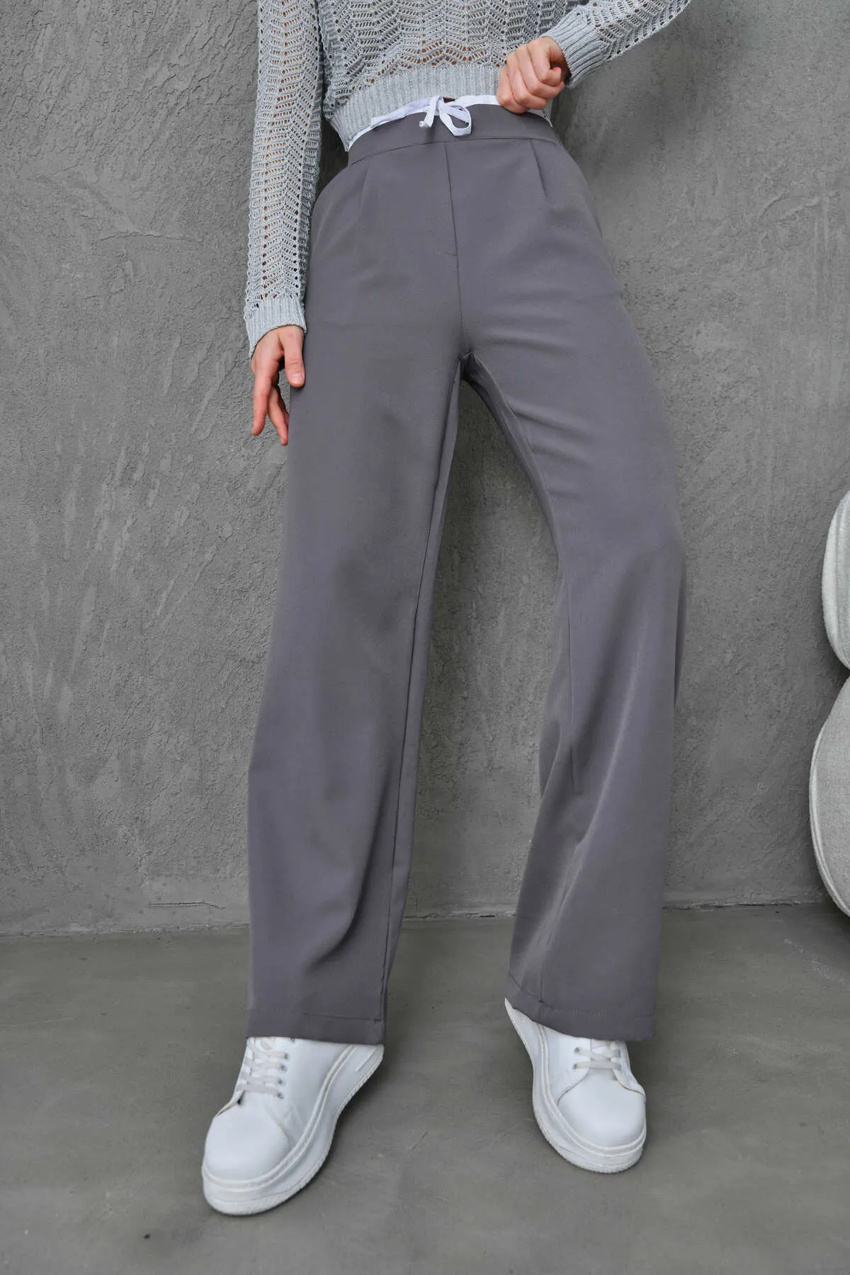 VOLT CLOTHİNG  Weiße Lycra-Hose mit hoher Taille und Futter für Damen