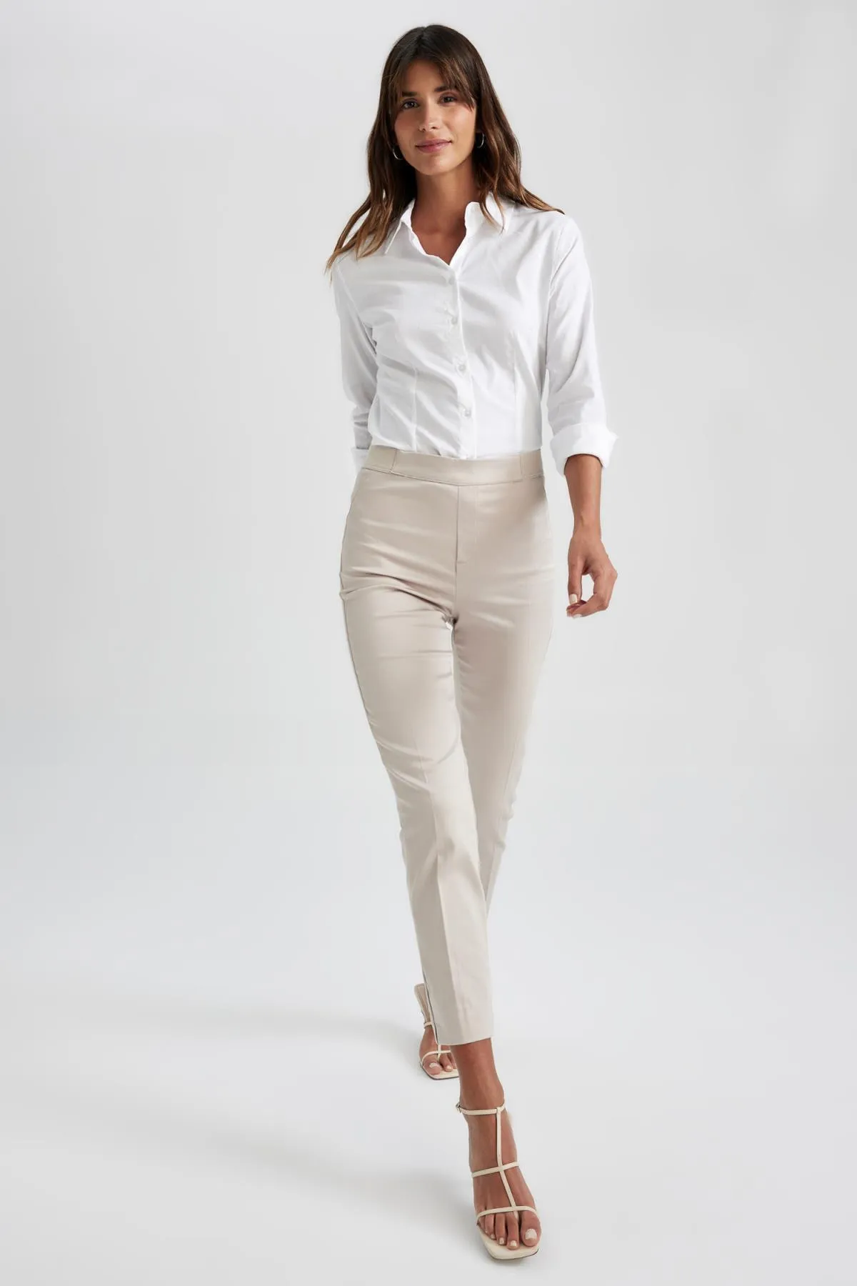 DeFacto  Valentina Zigaretten-Satinhose J8743az23sm