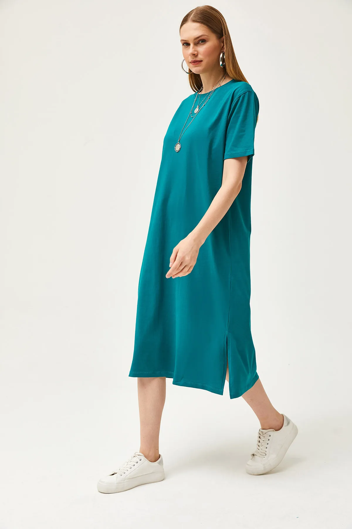 Olalook  Smaragdgrünes, übergroßes Baumwollkleid mit Seitenschlitz für Damen ELB-19001880