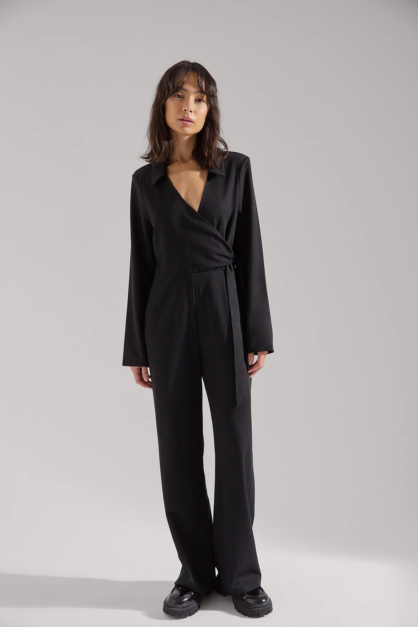 Jumpsuit mit Bindedetail an der Taille