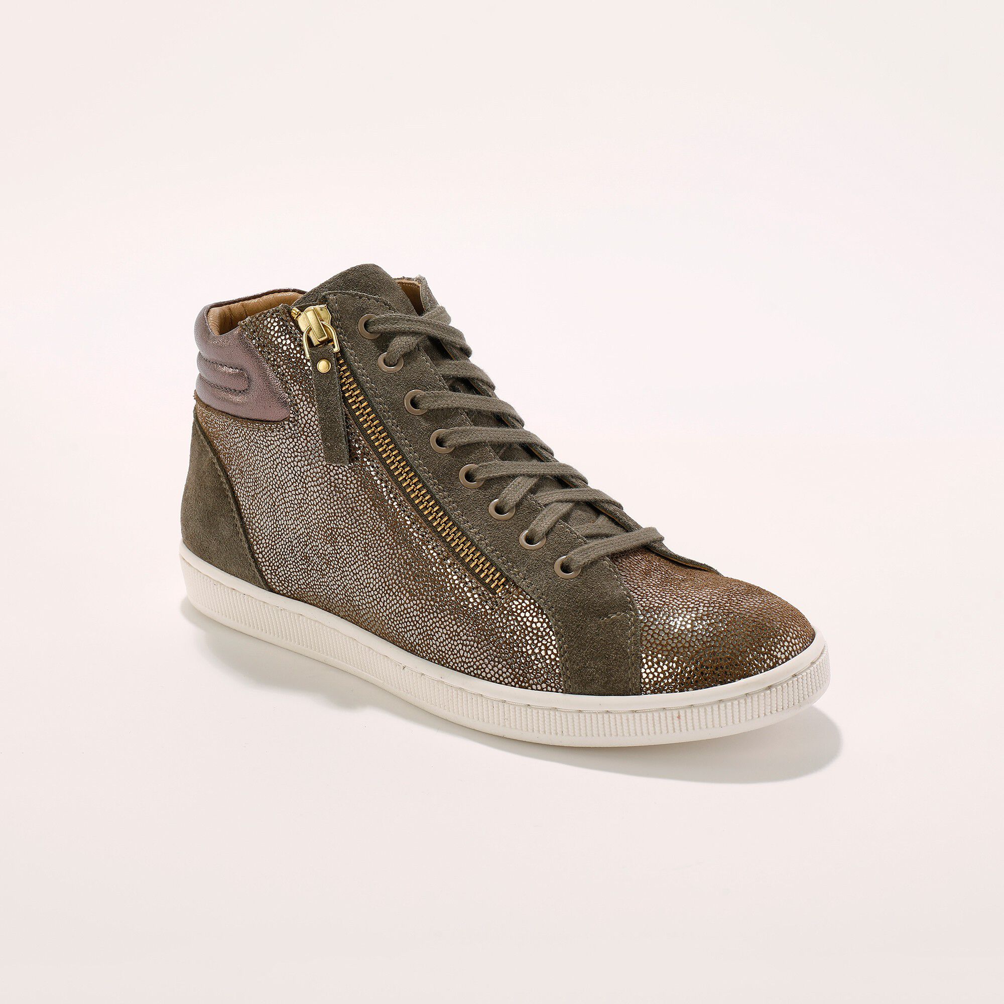 Basket montantes zippées en cuir souple effet irisé