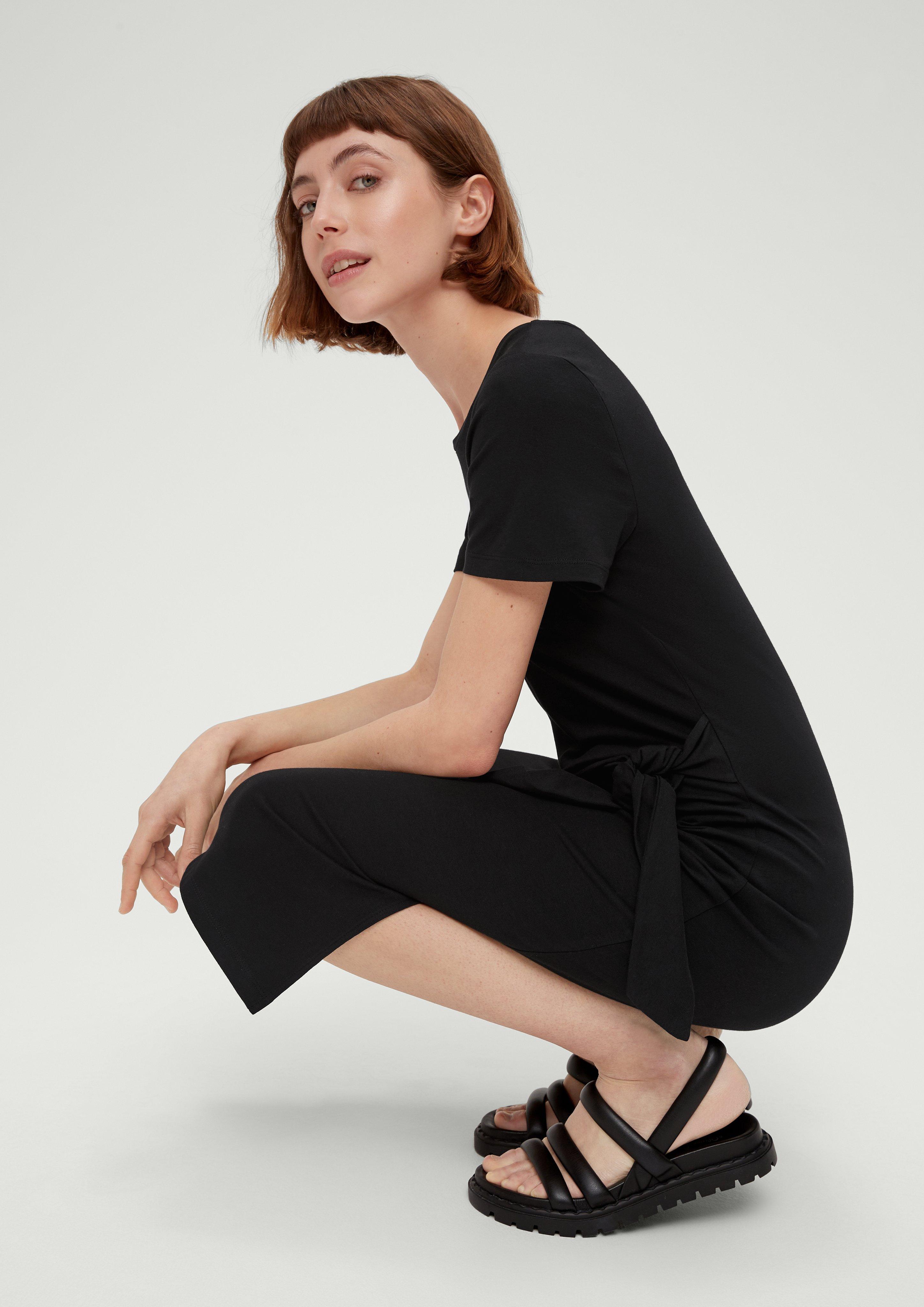 Kleid aus Baumwollstretch  2131926-9999