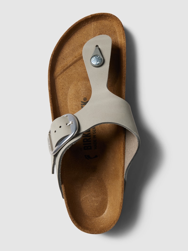 Sandalen mit Dornschließen in metallic in hellgrau