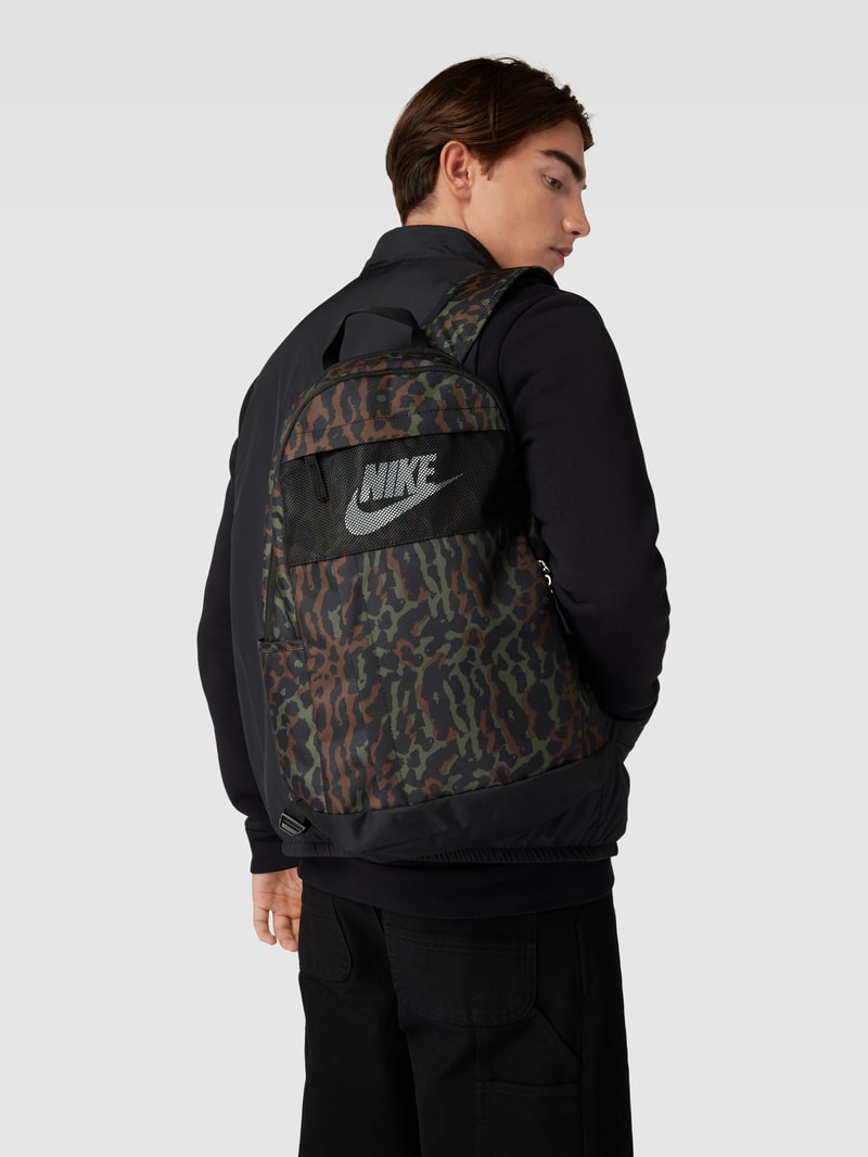 Rucksack mit Label-Print in schwarz