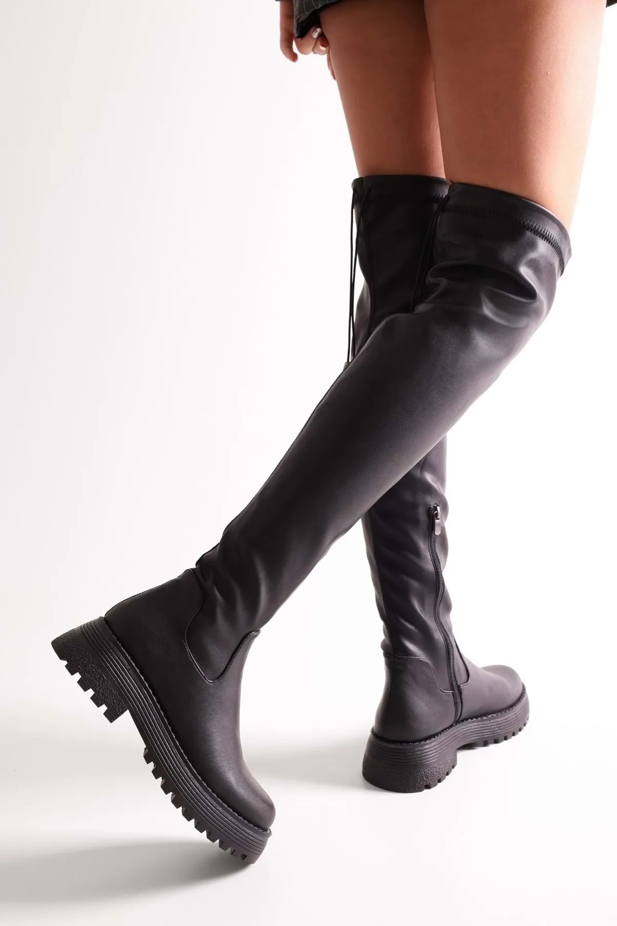 Shoeberry  Damen-Stiefel „Margot“ in Schwarz mit dicker Sohle und langen elastischen Stretch-Stiefeln in schwarzer Haut