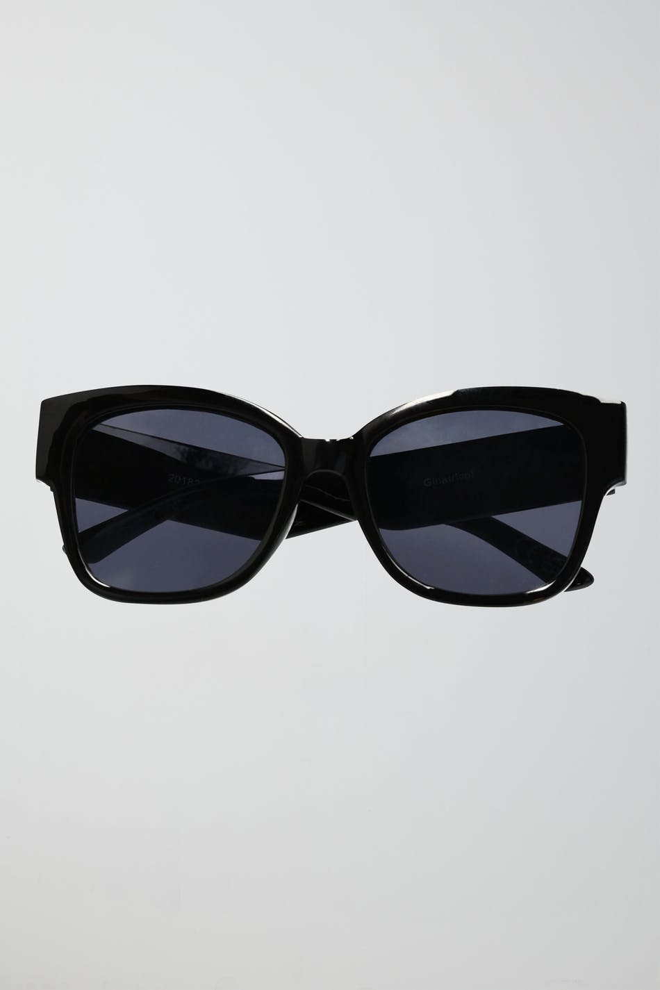 Oversized sunglasses