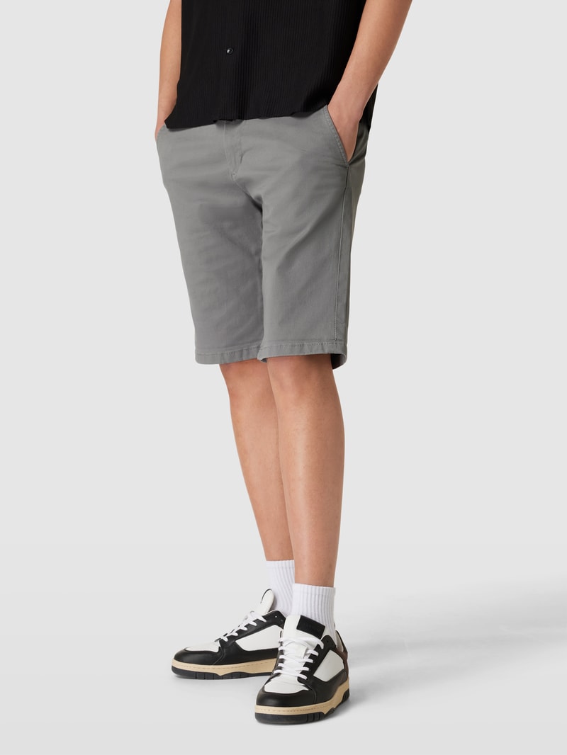 Slim Fit Chino-Shorts mit Eingrifftaschen in mittelgrau