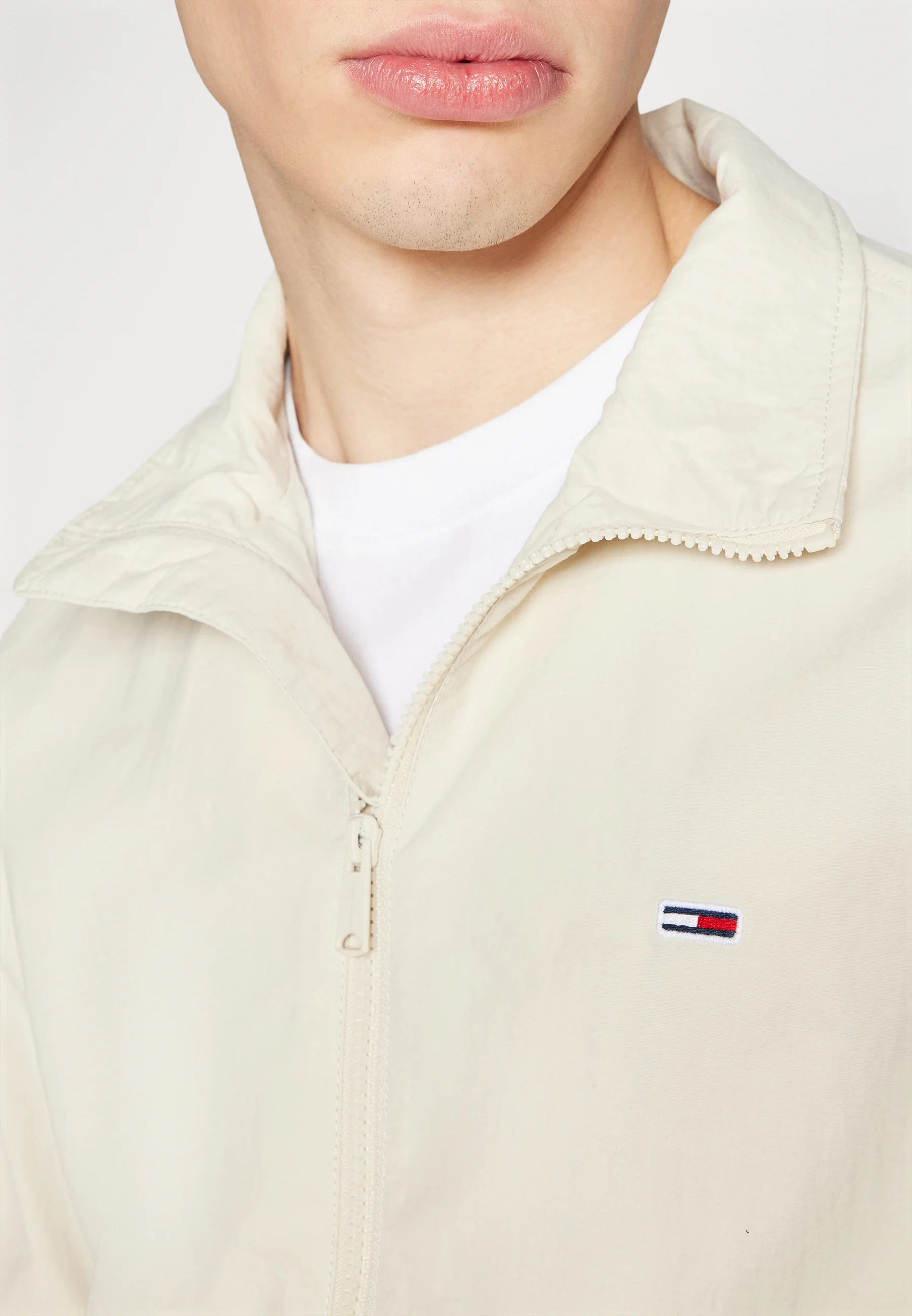 Chaqueta esencial Tommy Jeans - Chaqueta bomber