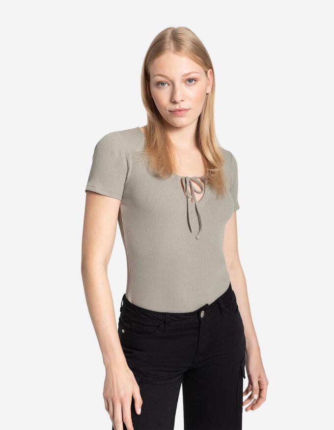 T-Shirt - Schlüsselloch-Ausschnitt
