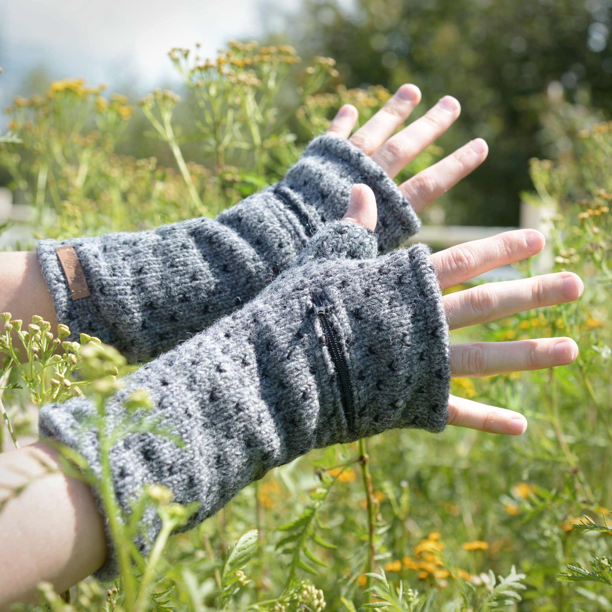 McRon Armstulpen Pulswärmer Modell Ilse gefüttert mit Fleece, mit Daumen, mit Geldfach