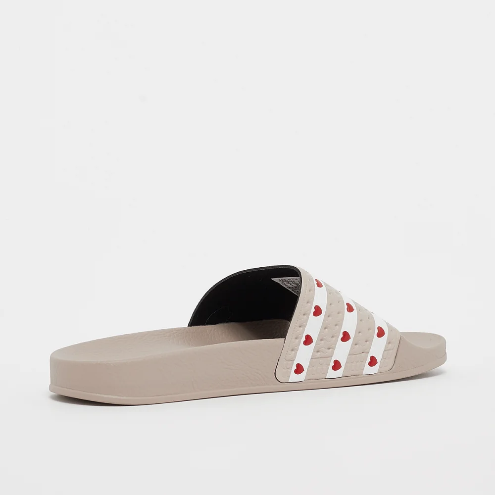 adidas adilette Badelatschen IG7612 / weiss