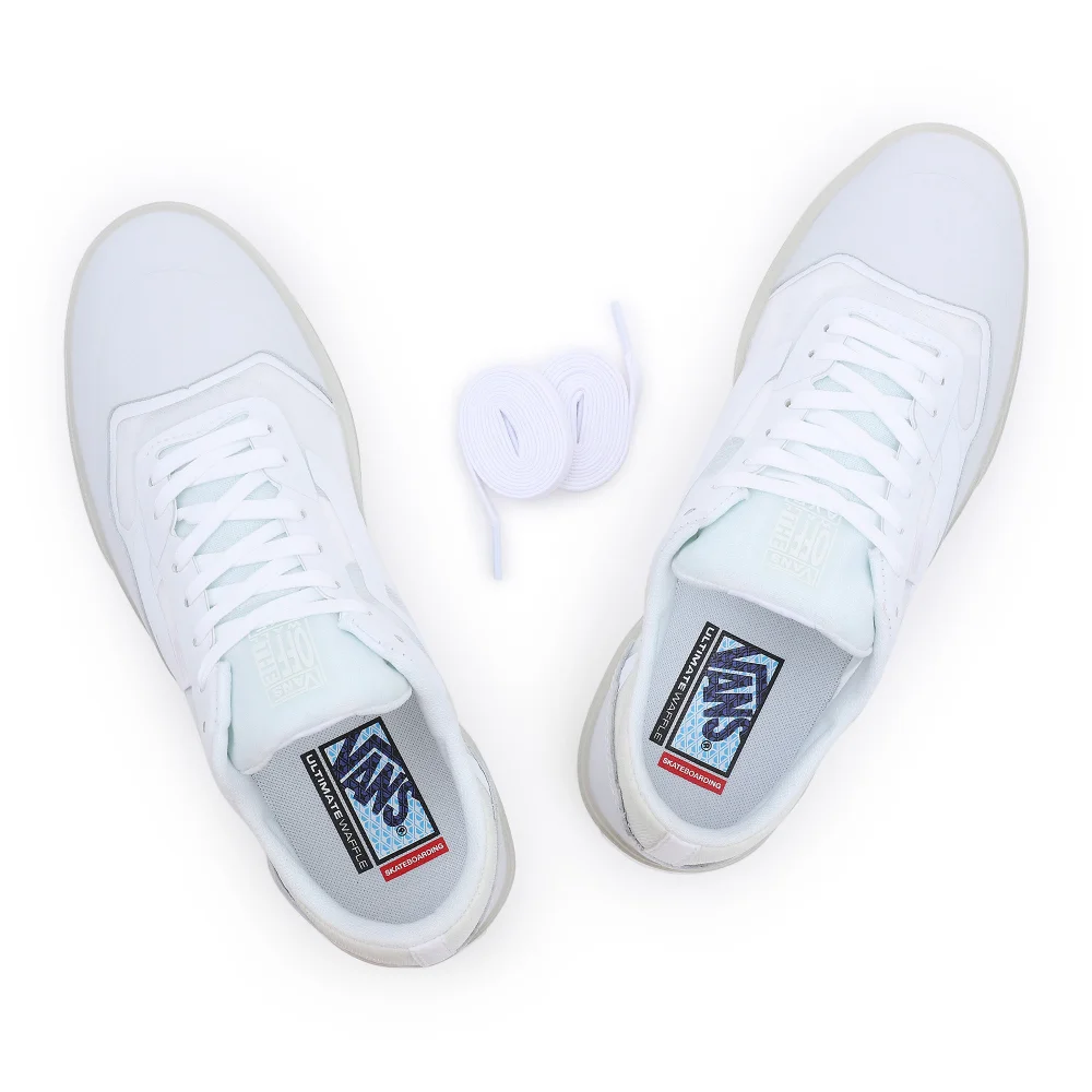 Vans Ave VN0A5JIBWWW1 / weiss