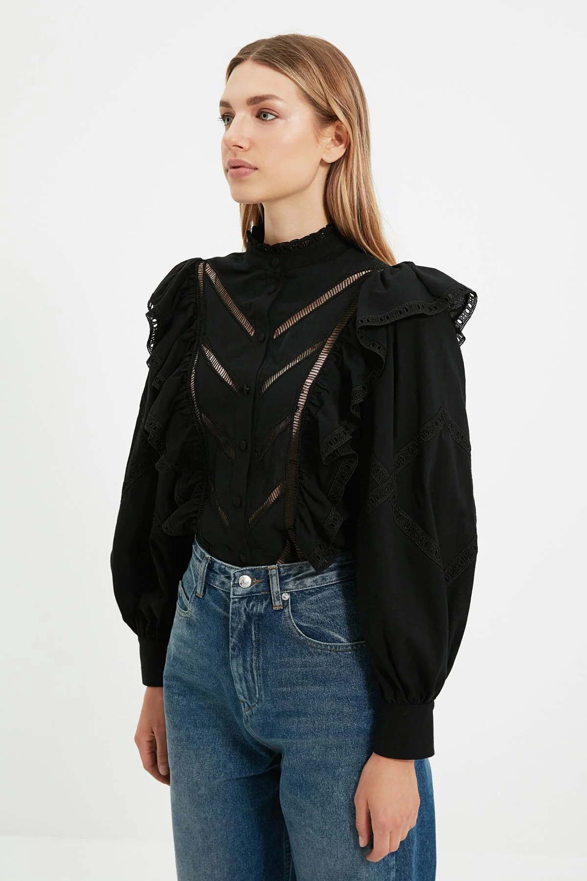 Trendyol Collection  Schwarzes Hemd mit Accessoires TPRAW22GO1089