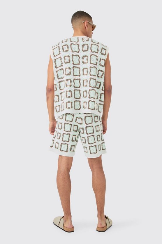 Lockere gehäkelte Shorts