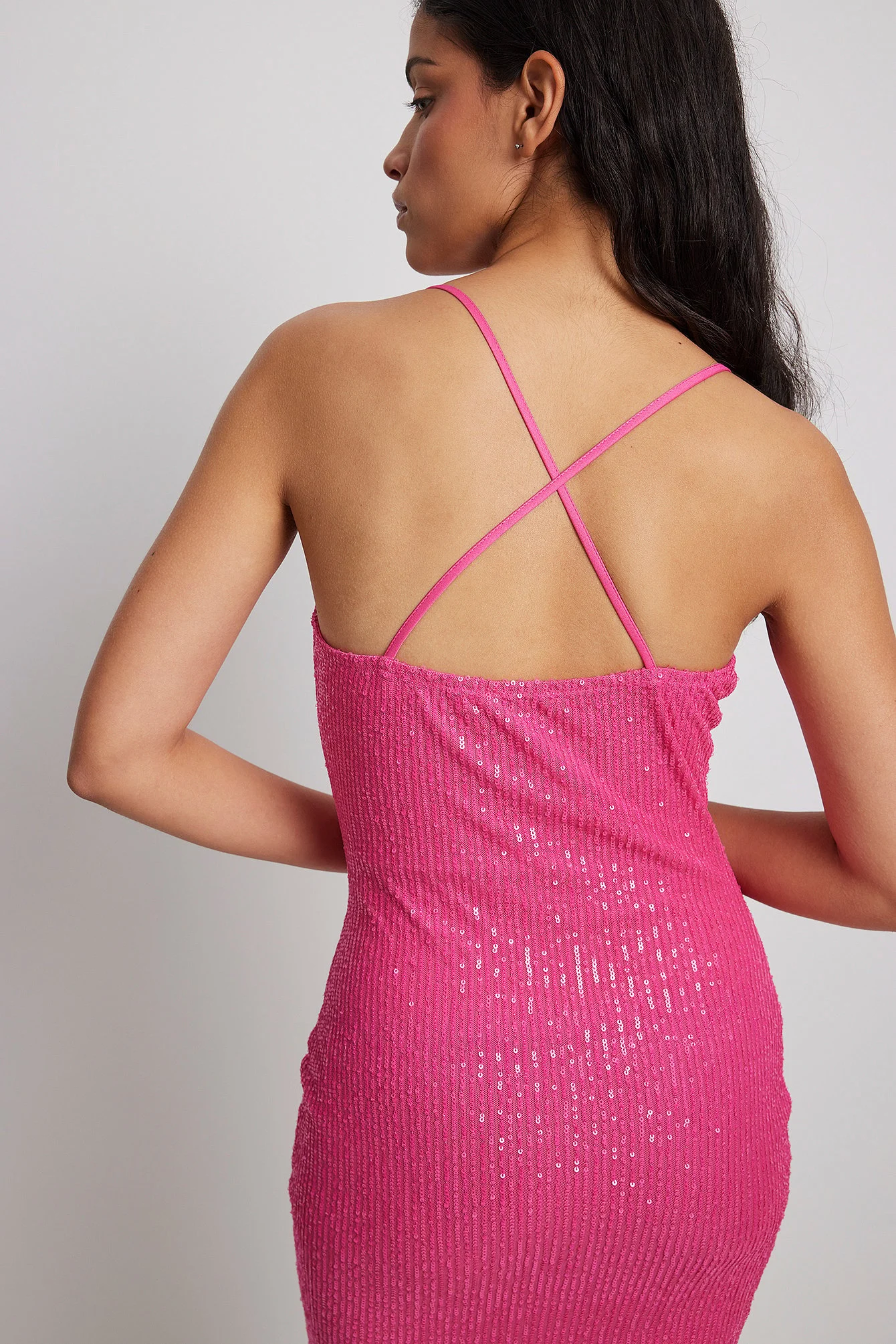 Minikleid mit Wasserfalldetail
