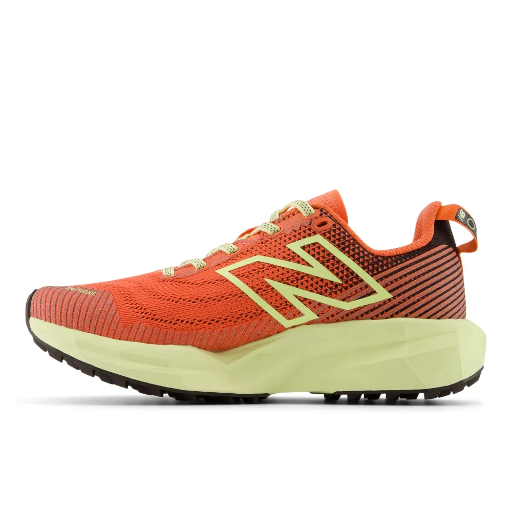 New Balance FuelCell Venym WTVNYMP / orange