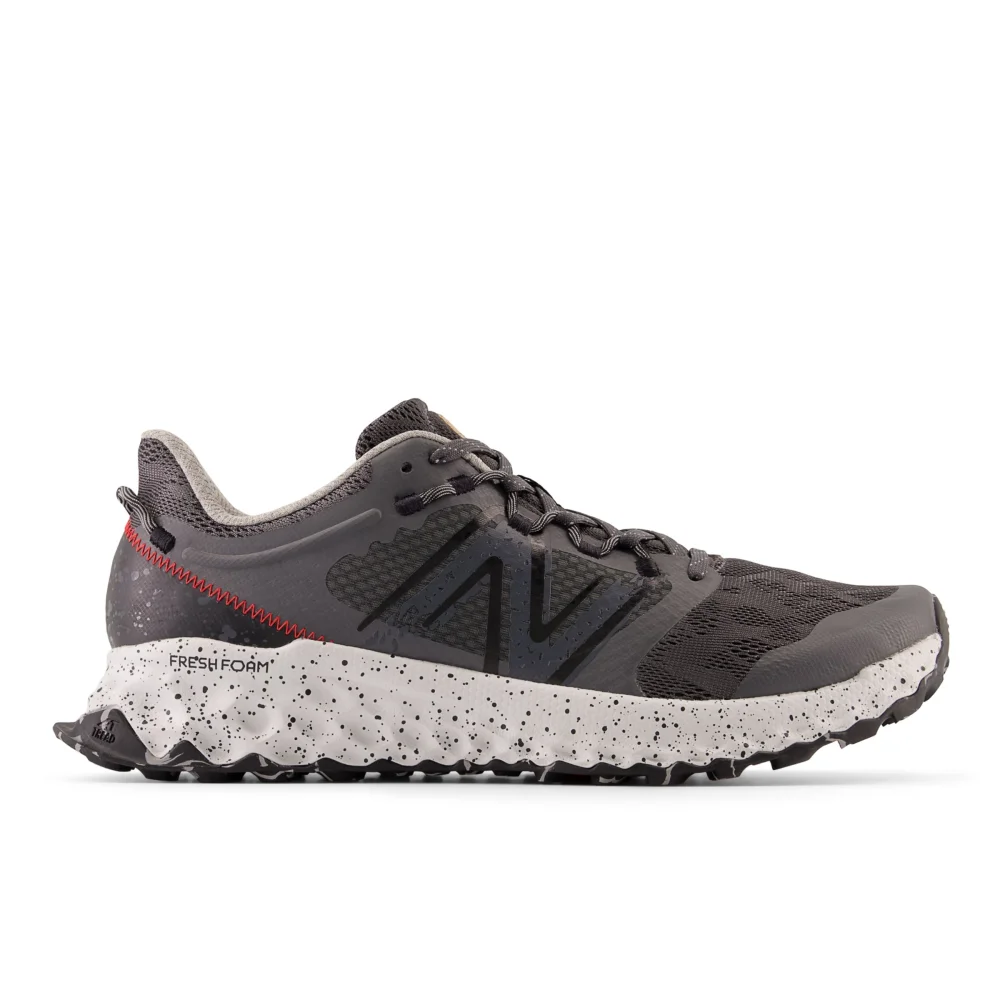 New Balance Fresh Foam Garo MTGAROLG / grau
