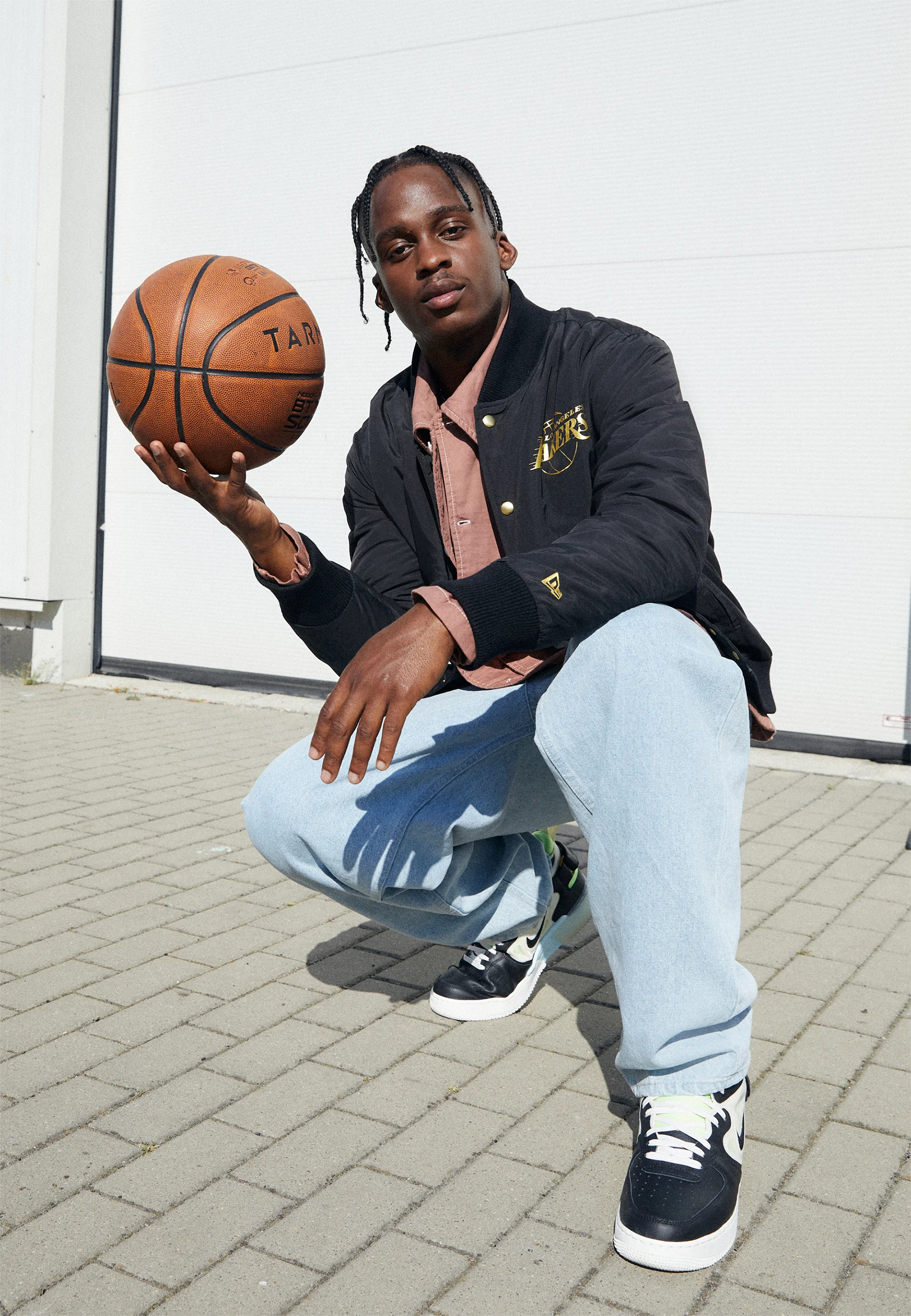 Chaqueta bomber con el logo de los Angeles Lakers de la NBA de New Era - Equipo