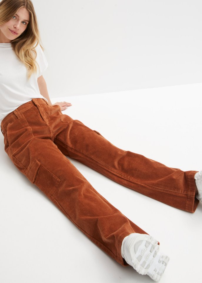 Cordhose mit Cargotaschen