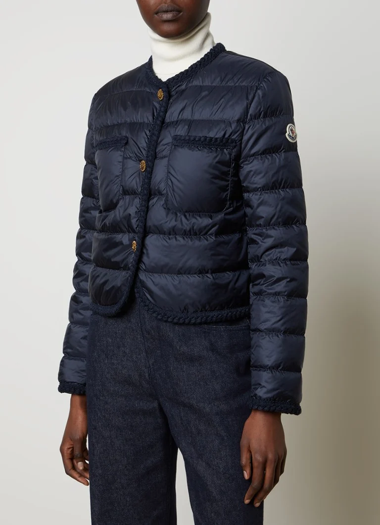 Moncler Aristeo prošivena jakna s punjenjem od paperja i vezom logotipa