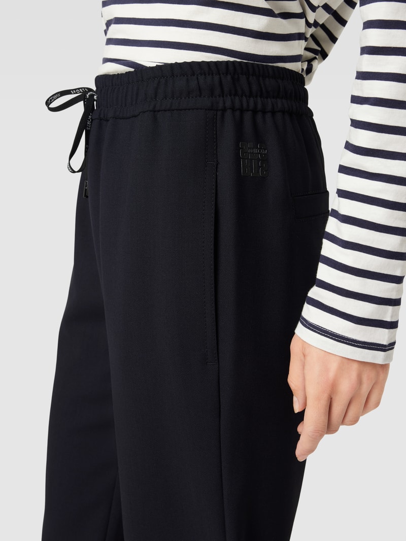 Hose mit in marineblau