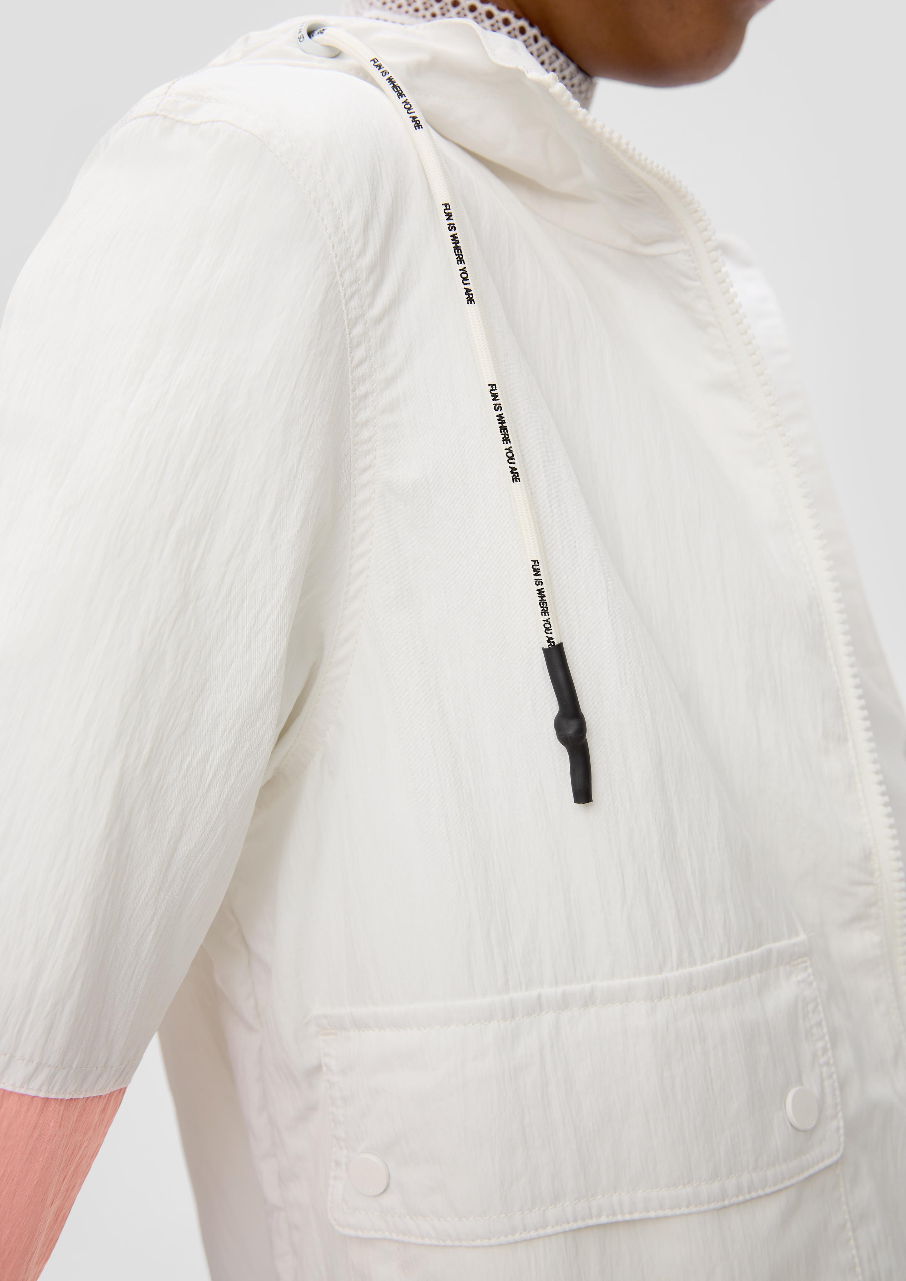 Kapuzenjacke mit Crinkle-Struktur  2140321-0200