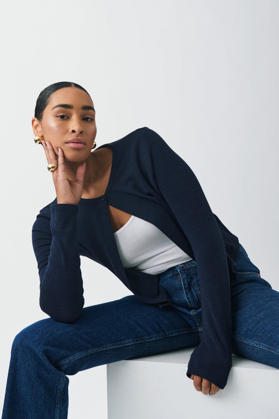 One button cardigan