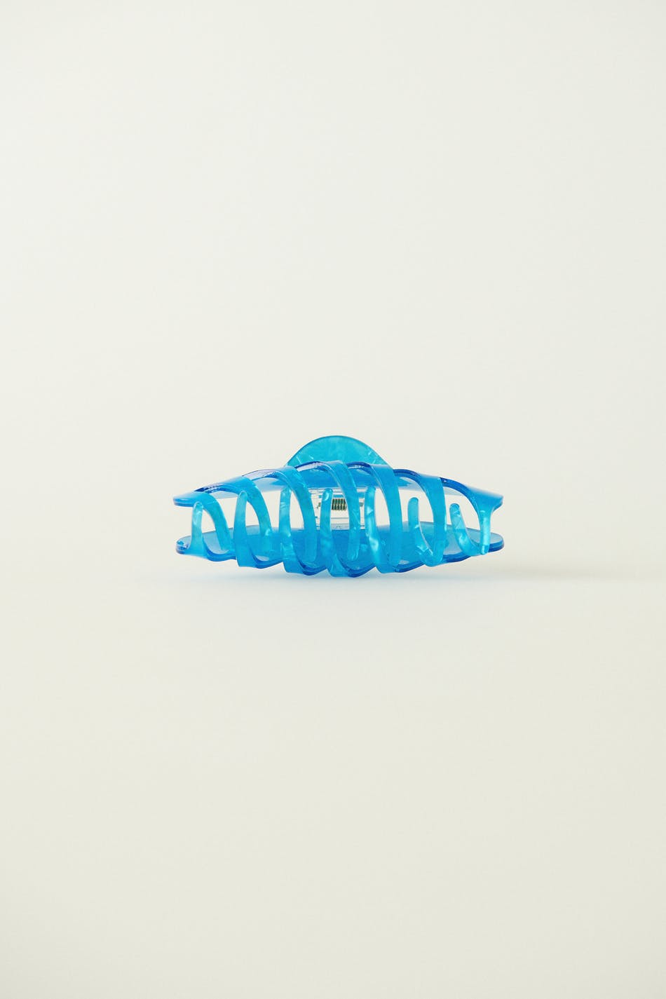Medium hair clip
