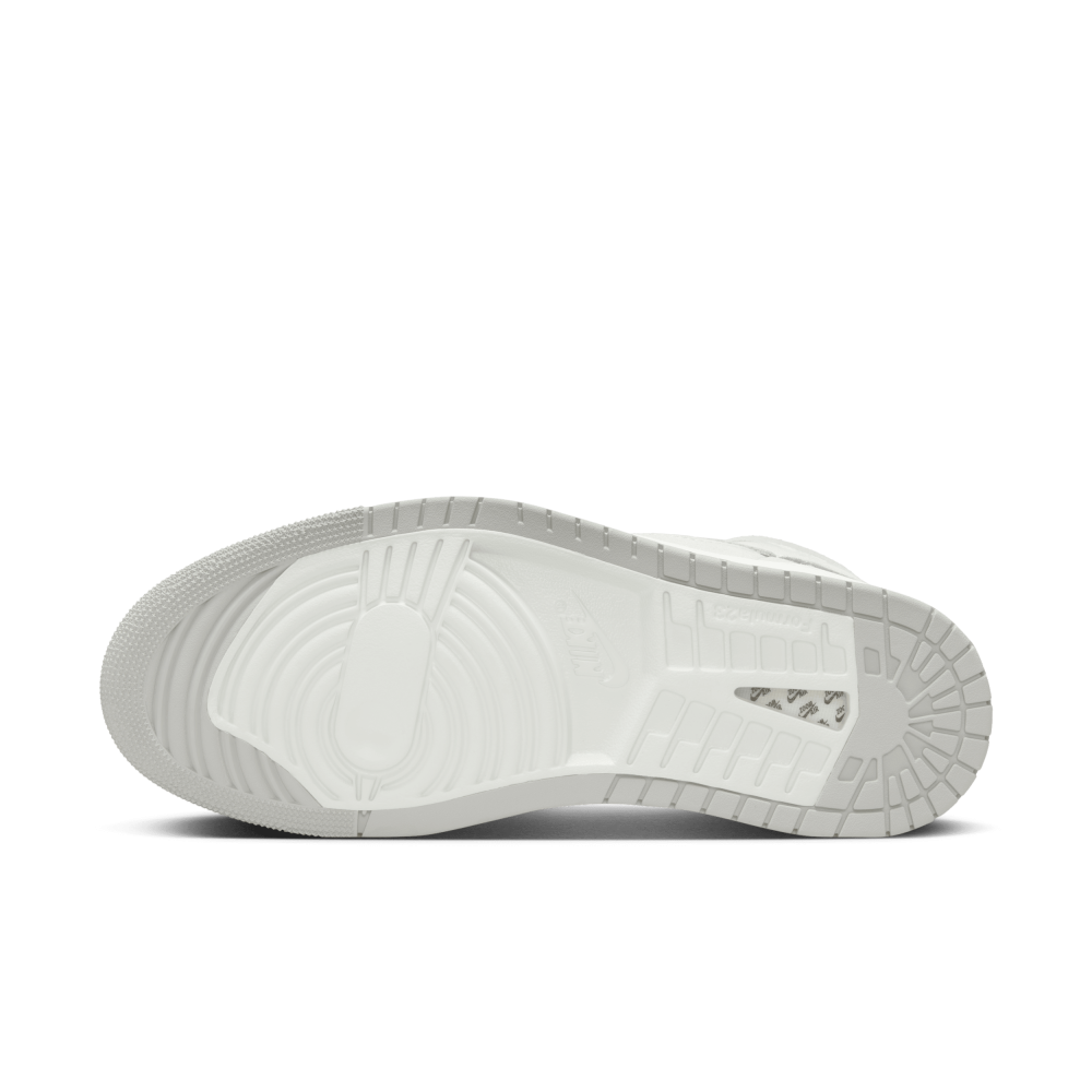 NIKE JORDAN 1 Zoom CMFT Air 2 DV1307-101 / grau