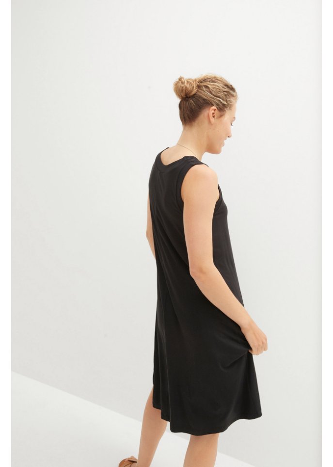 Lockeres Hängerkleid mit V-Ausschnitt